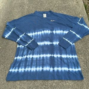 PINK brand by Victoria’s Secret long sleeve the dye  tee. Size XS